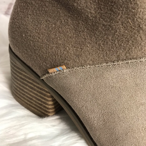 TOMS Two Tone Lacie Tan Ankle Booties SIZE 7.5 - Picture 3 of 12